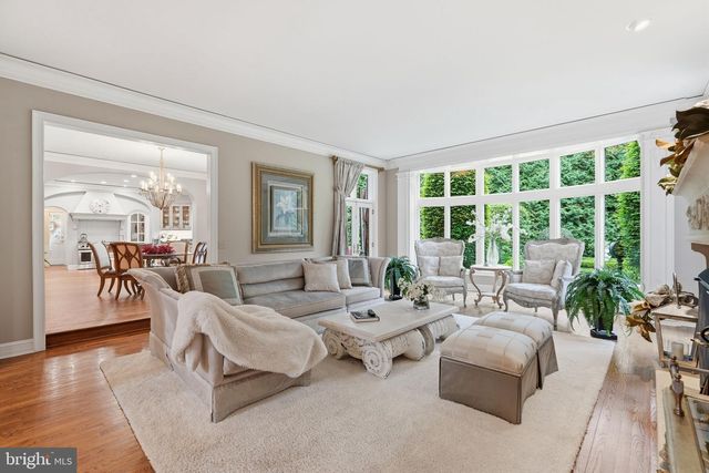 1204 DAVISWOOD DR, Mclean, VA 22102