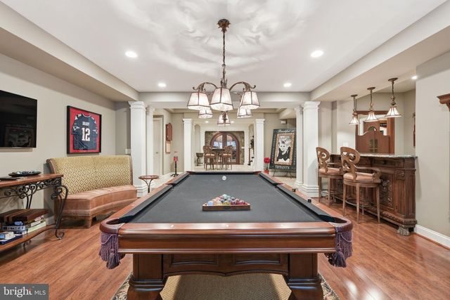 1204 DAVISWOOD DR, Mclean, VA 22102