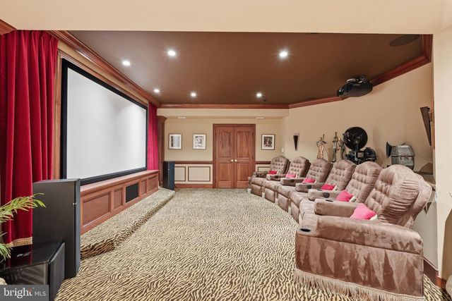 1204 DAVISWOOD DR, Mclean, VA 22102