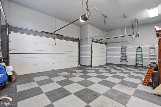 1204 DAVISWOOD DR, Mclean, VA 22102
