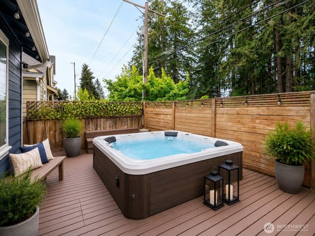 1026 Pinehurst Street, Fircrest, WA 98466