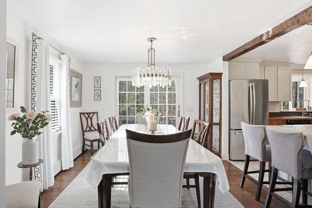 102 County St, Lakeville, MA 02347