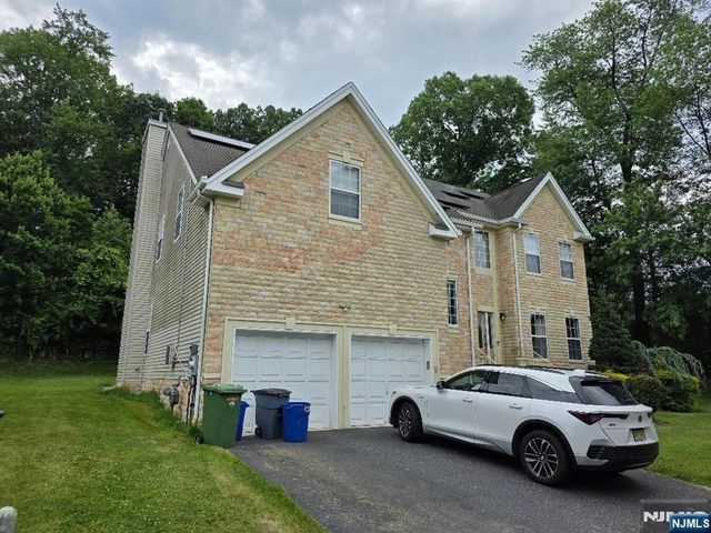 7 Patrick Avenue, Emerson, NJ 07630