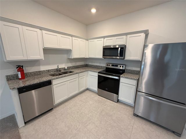 3362 AZOLLA STREET, Orlando, FL 32808