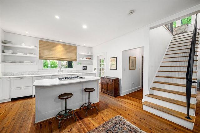 756 Berkeley Avenue NW, Atlanta, GA 30318