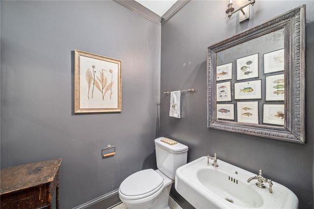 756 Berkeley Avenue NW, Atlanta, GA 30318