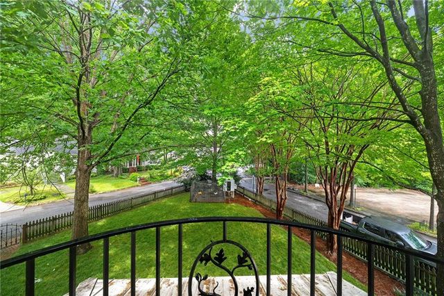 756 Berkeley Avenue NW, Atlanta, GA 30318