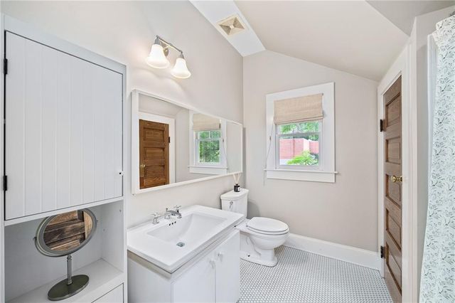 756 Berkeley Avenue NW, Atlanta, GA 30318