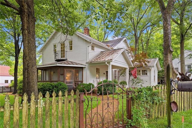 756 Berkeley Avenue NW, Atlanta, GA 30318