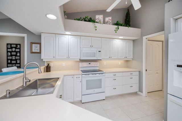 82 PINEHURST PLACE, Rotonda West, FL 33947