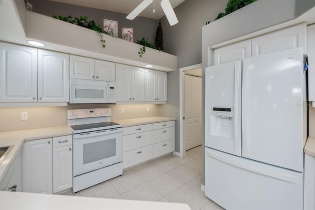 82 PINEHURST PLACE, Rotonda West, FL 33947