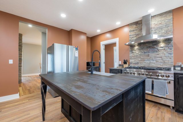 1141 Township Road 216, Bellefontaine, OH 43311