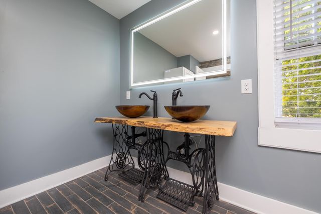 1141 Township Road 216, Bellefontaine, OH 43311