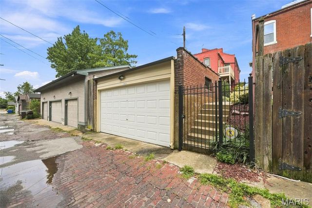 1923 S Compton Avenue, St Louis, MO 63104