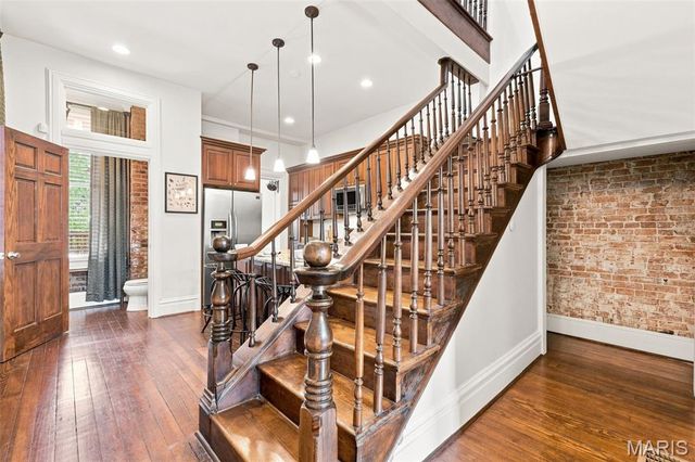 1923 S Compton Avenue, St Louis, MO 63104