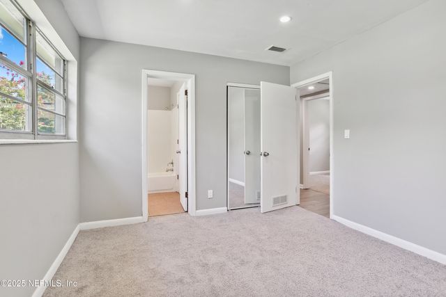 9028 CASTLE Boulevard, Jacksonville, FL 32208