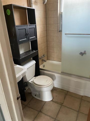 706 Sheffield Ave, Llano, TX 78643