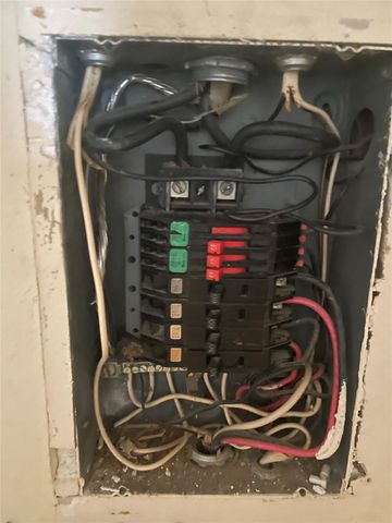 706 Sheffield Ave, Llano, TX 78643