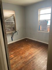 706 Sheffield Ave, Llano, TX 78643