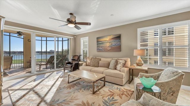 6414 WATERCREST WAY 302, Lakewood Ranch, FL 34202