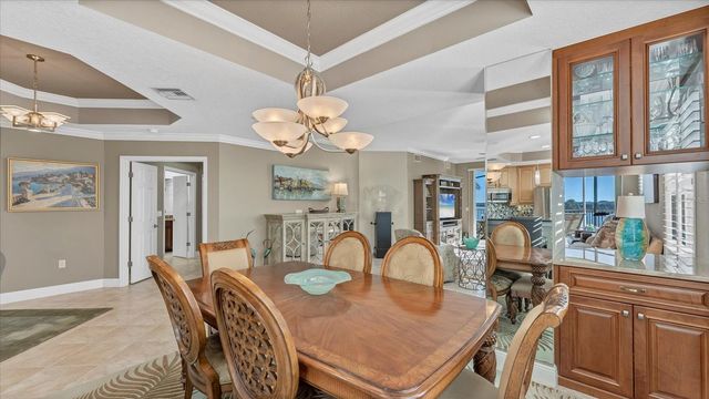 6414 WATERCREST WAY 302, Lakewood Ranch, FL 34202