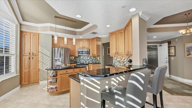 6414 WATERCREST WAY 302, Lakewood Ranch, FL 34202