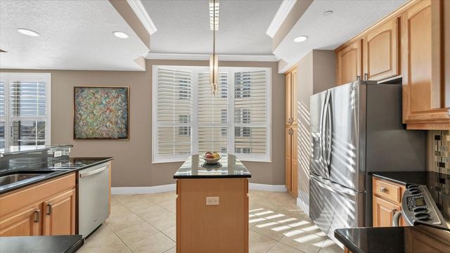 6414 WATERCREST WAY 302, Lakewood Ranch, FL 34202