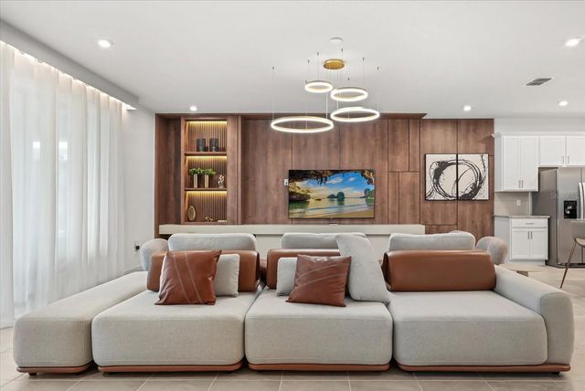 2314 CALM SHORE WAY, Kissimmee, FL 34747