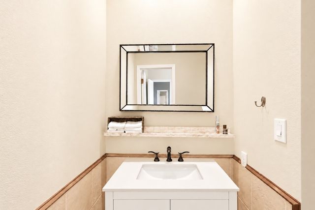 5057 Trail Lake Drive, Plano, TX 75093