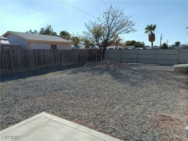 4151 East Pinewood Street, Pahrump, NV 89048
