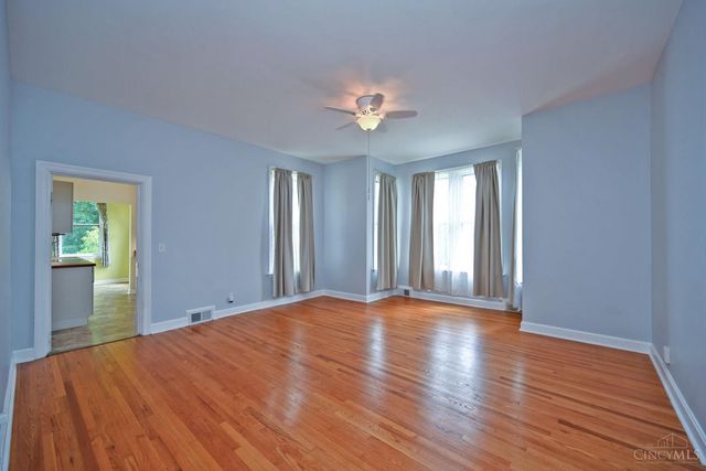 156 Parkway Avenue, Cincinnati, OH 45216