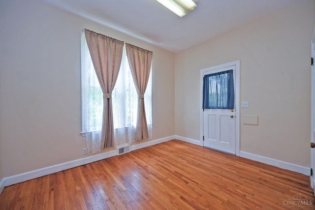 156 Parkway Avenue, Cincinnati, OH 45216