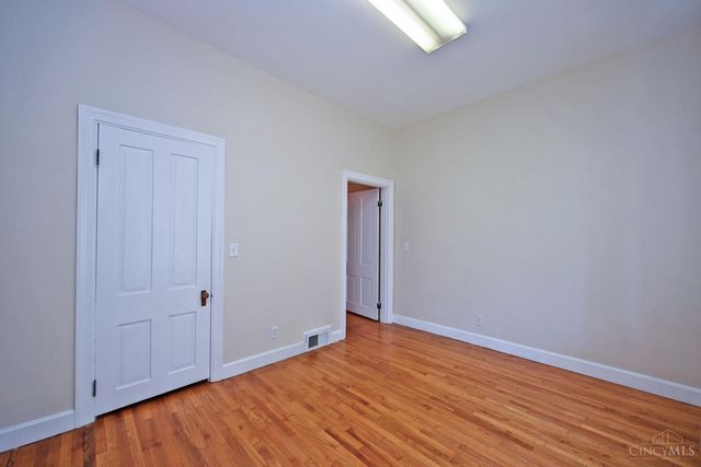 156 Parkway Avenue, Cincinnati, OH 45216