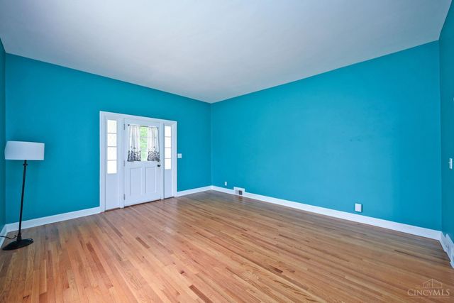 156 Parkway Avenue, Cincinnati, OH 45216