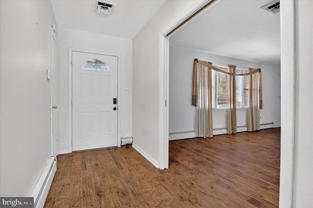 5011 BRINKLEY RD, Temple Hills, MD 20748