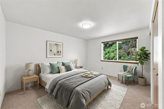 2233 E Birch Street, Bellingham, WA 98229