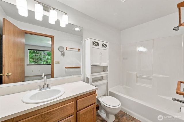 2233 E Birch Street, Bellingham, WA 98229