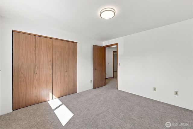 2233 E Birch Street, Bellingham, WA 98229