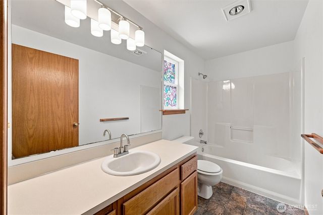 2233 E Birch Street, Bellingham, WA 98229