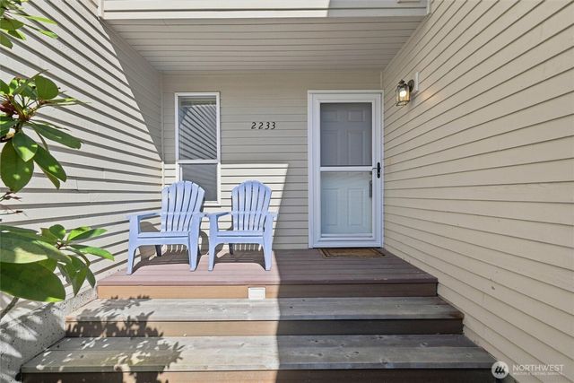 2233 E Birch Street, Bellingham, WA 98229