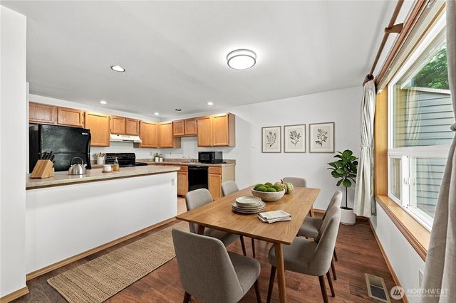 2233 E Birch Street, Bellingham, WA 98229