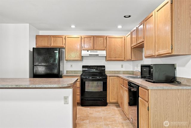 2233 E Birch Street, Bellingham, WA 98229