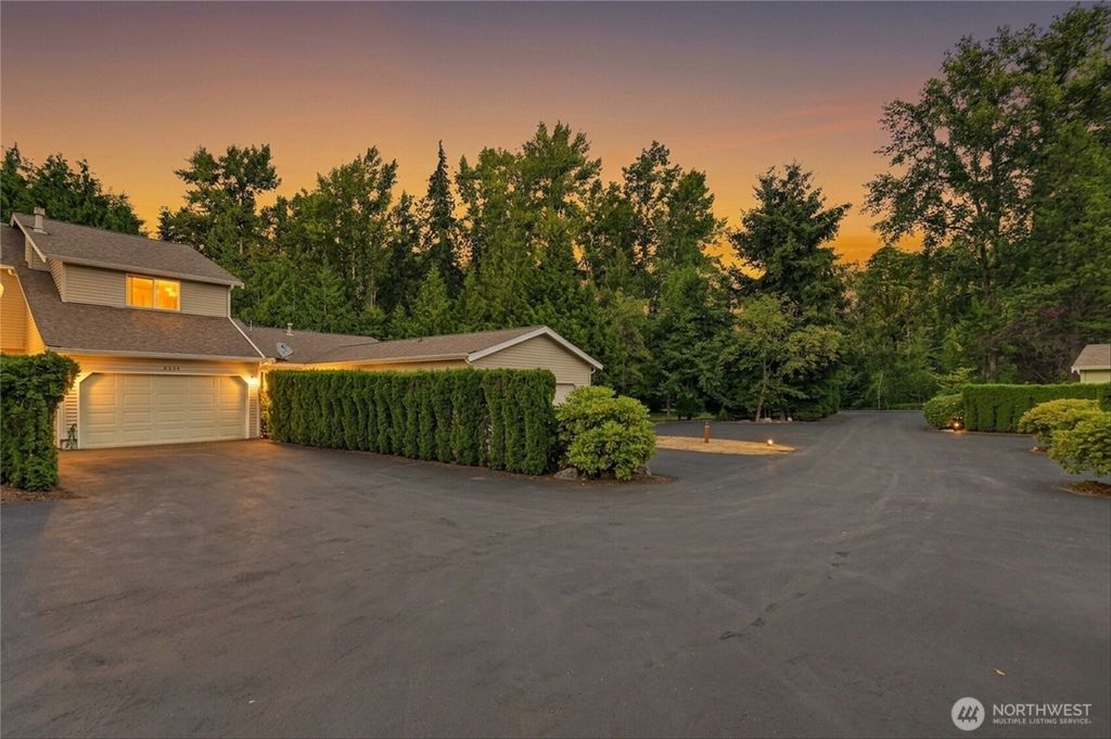 2233 E Birch Street, Bellingham, WA 98229