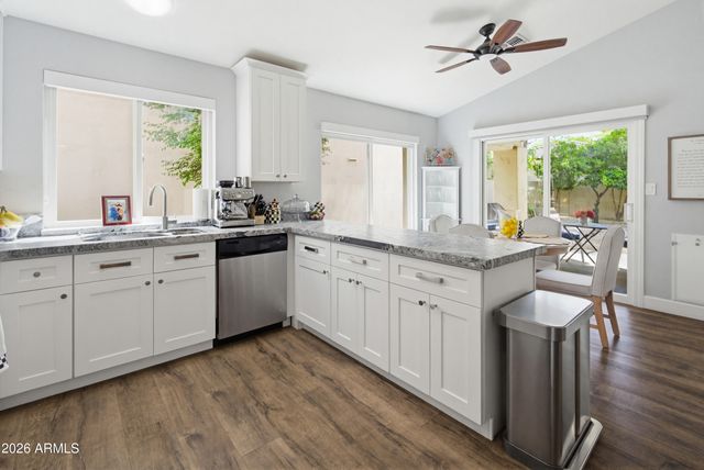 4127 E Becker Lane, Phoenix, AZ 85028