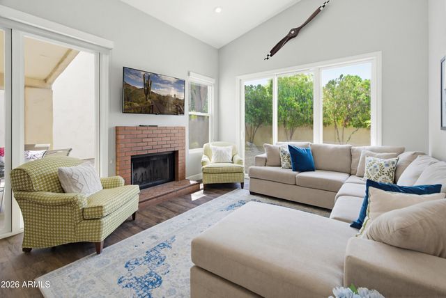 4127 E Becker Lane, Phoenix, AZ 85028