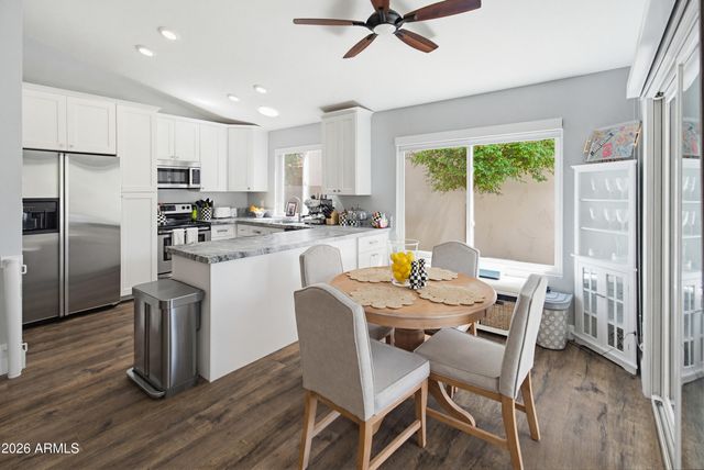 4127 E Becker Lane, Phoenix, AZ 85028