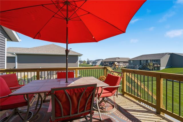 2787 Creekview Trail, Palo, IA 52324