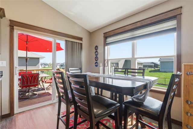 2787 Creekview Trail, Palo, IA 52324