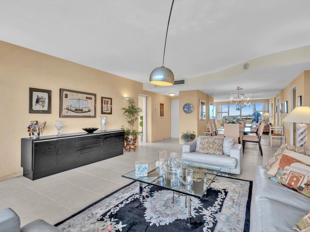 3300 NE 36th Street 708, Fort Lauderdale, FL 33308