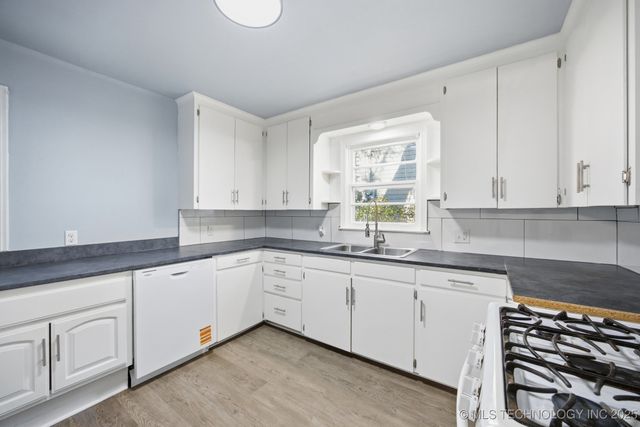 509 Honor Heights Drive, Muskogee, OK 74401